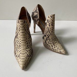 Steve Madden Dolly Pump in Faux Snakeskin - Size 7M